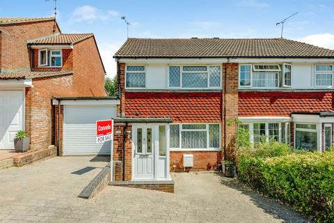 3 bedroom semi-detached house for sale, Tintern Road, Crawley