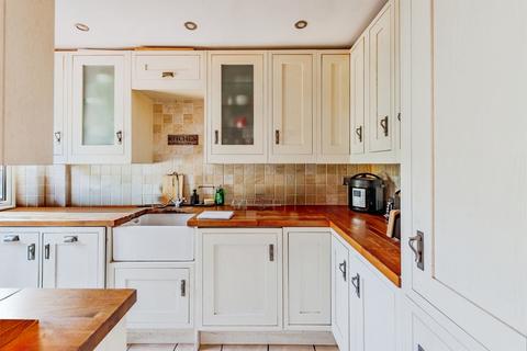 3 bedroom semi-detached house for sale, Tintern Road, Crawley