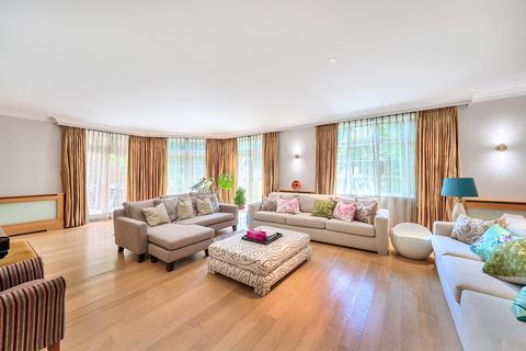 6 bedroom detached house for sale, The Common, Stanmore