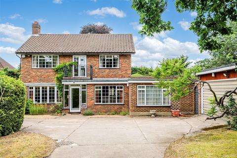 Ruden Way, Epsom