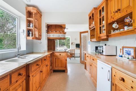 4 bedroom detached house for sale, Ruden Way, Epsom