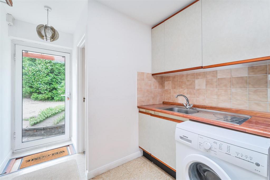 Utility room, utility