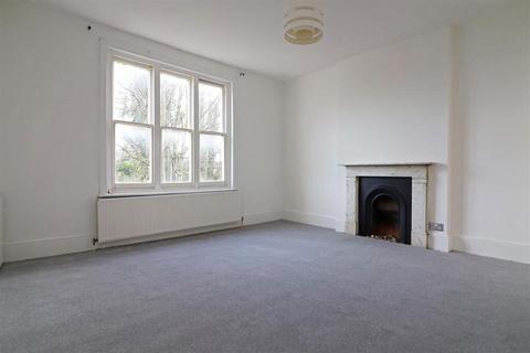 1 bedroom flat for sale, Frenches Road, Redhill, Surrey, RH1 2HZ