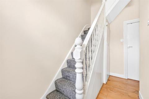 4 bedroom terraced house for sale, Guildford Road, Ilford