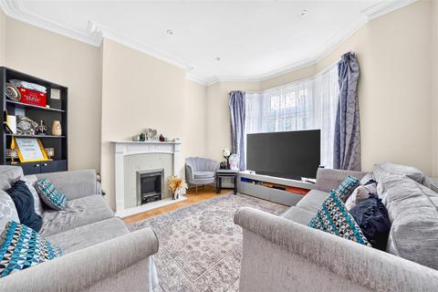 4 bedroom terraced house for sale, Guildford Road, Ilford
