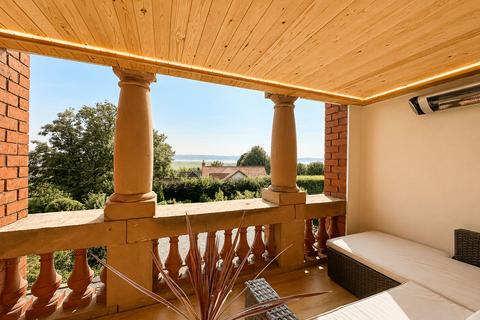 2 bedroom duplex for sale, Farr Hall Drive, Wirral, CH60