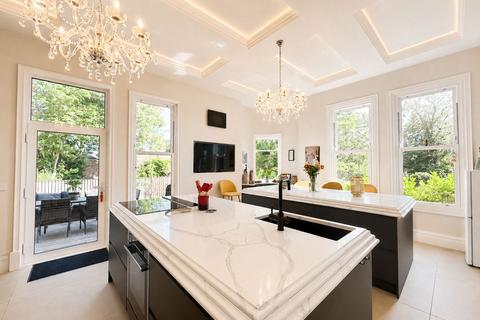 2 bedroom duplex for sale, Farr Hall Drive, Wirral, CH60