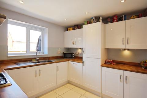 3 bedroom detached house for sale, Hebe Way, Whitnash, Leamington Spa