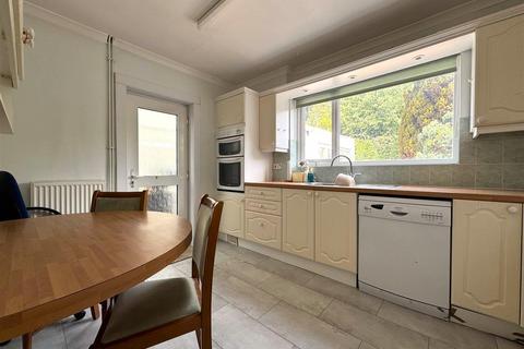 undefined, Churchward Avenue, Swindon SN2