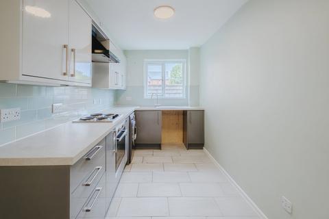 2 bedroom flat for sale, Walton Grange, Bath Road, Old Town, Swindon, SN1 4AH