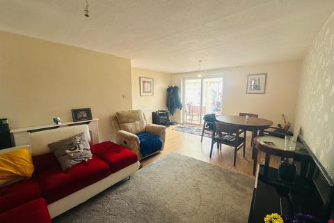 3 bed house for rent in Thorntons Way, Stockingford, CV10 8NR