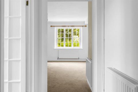 2 bedroom terraced house for sale, Hamels Park, Buntingford SG9