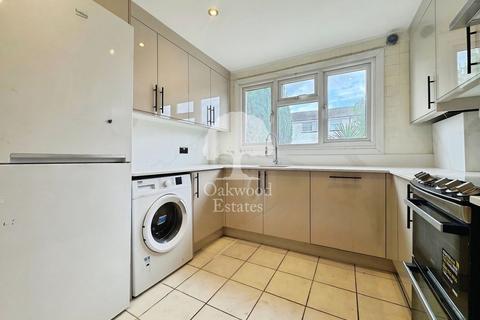 4 bedroom house to rent, Goldsworthy Way, Slough SL1