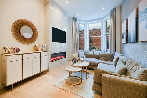 2 bedroom flat for sale, Sinclair Road, London, W14