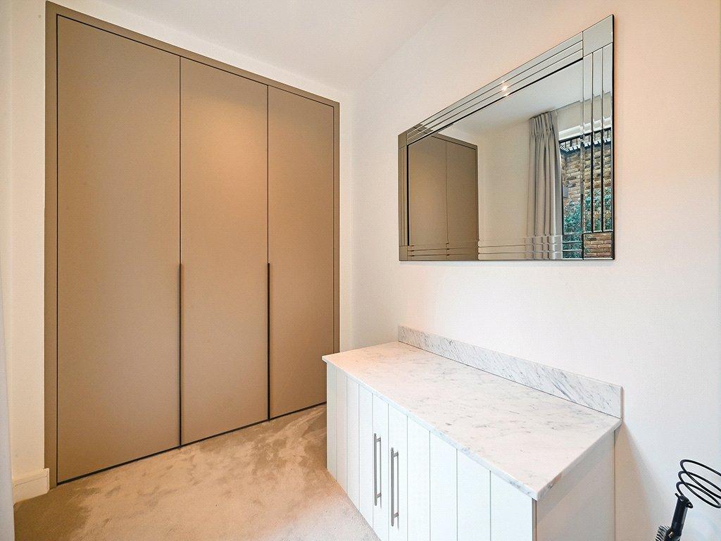 Dressing Area