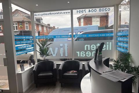 Mixed use for sale, London SW14