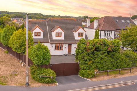 4 bedroom detached house for sale, Eastwood Road, Rayleigh SS6