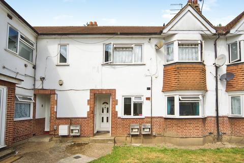 Briaris Close, London, N17
