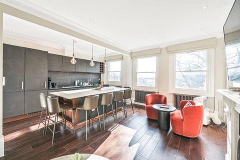 4 bed flat/apartment for rent in Fellows Road, London NW3