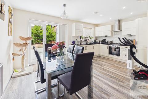 undefined, Lowes Road, Bury BL9