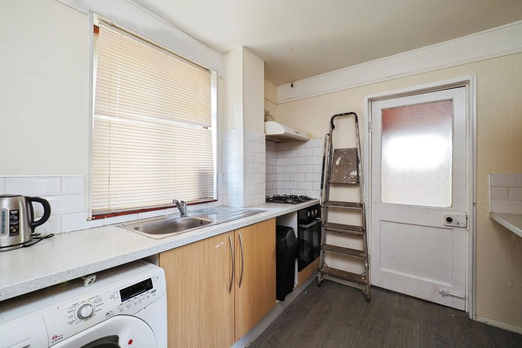 House in Nottingham, Bilborough - View 3