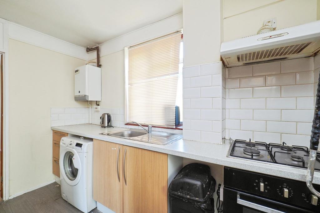 House in Nottingham, Bilborough - View 4