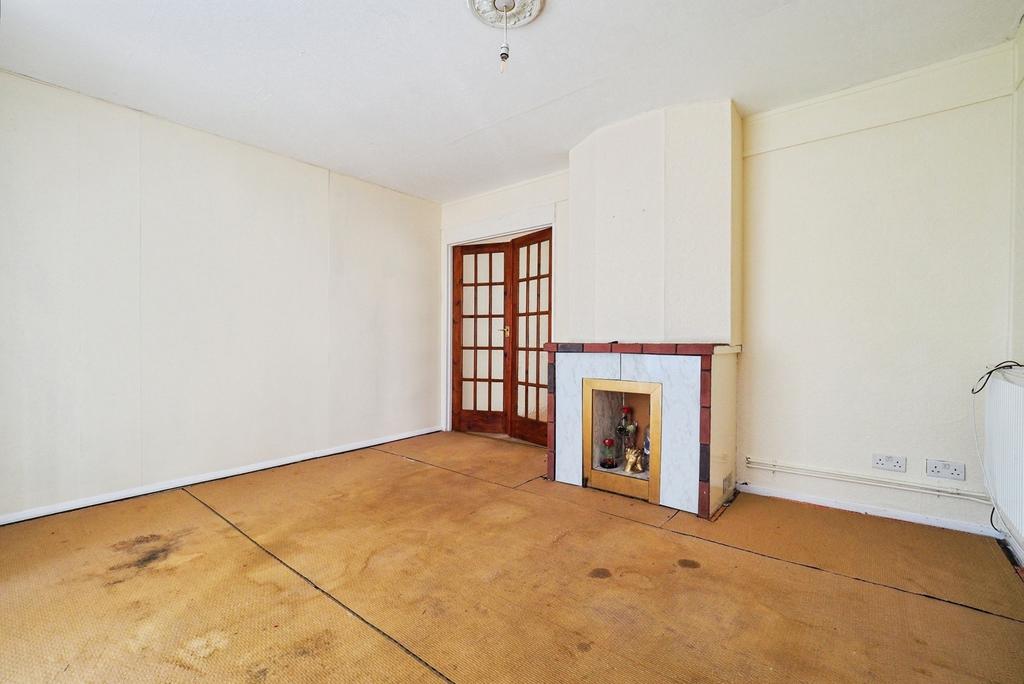 House in Nottingham, Bilborough - More