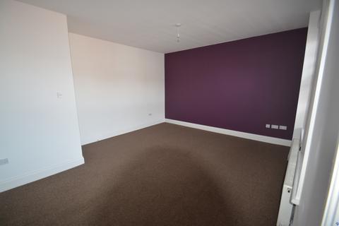 2 bedroom flat to rent, Hyde Park Street, Gateshead, NE8