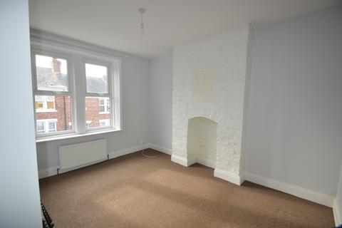 2 bedroom flat to rent, Hyde Park Street, Gateshead, NE8