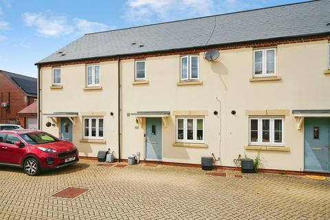 2 bedroom terraced house for sale, Stratford Way, Bicester
