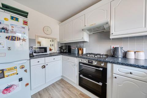 2 bedroom terraced house for sale, Andrew Road, TUNBRIDGE WELLS, TN4