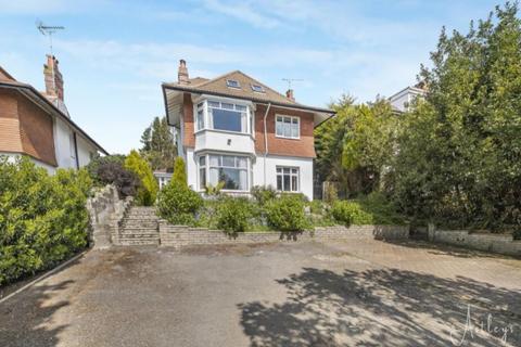 5 bedroom detached house to rent, Gower Rd, Swansea