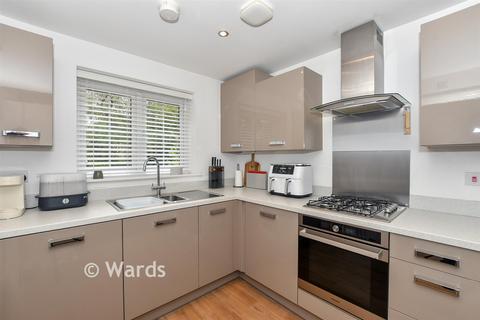 undefined, Long Strakes, Tonbridge TN12