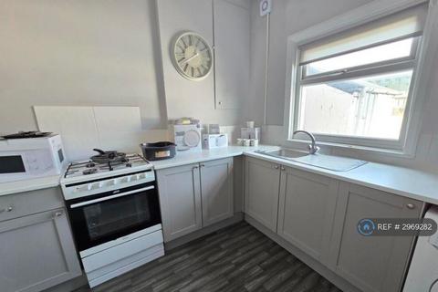 1 bed house for rent in Victoria Street, Scarborough, YO12