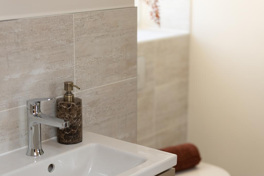 Plot 80_Kingsford, Kingsford at Barton Square, Barton Way, Off Queens Road West, Chilwell NG9 - View 6