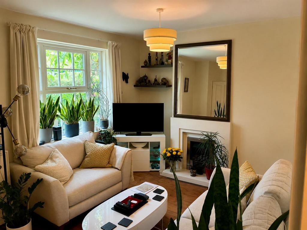 Living room, fireplace