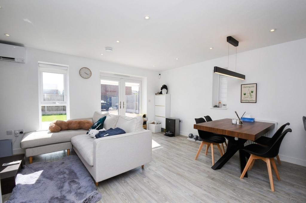 House in Salford, Greater Manchester - View 2