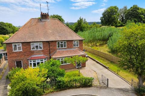 3 bedroom semi-detached house for sale, Park Avenue, Woodborough, Nottingham