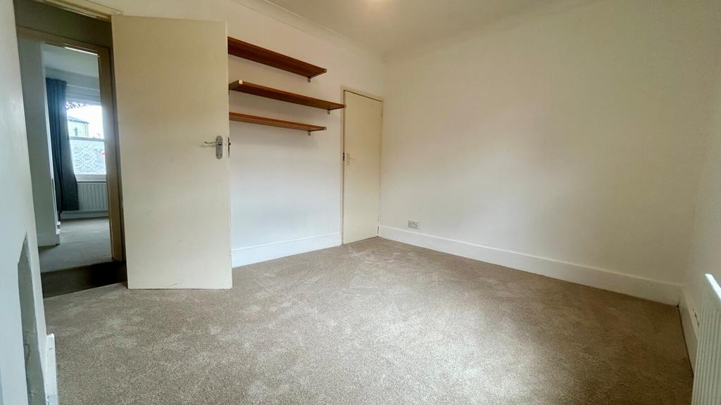 House in Reading, Spring Gardens, Coley - More