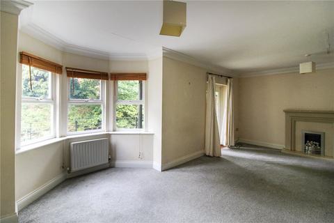 3 bedroom townhouse for sale, Carisbrooke Road, Leeds, West Yorkshire, LS16