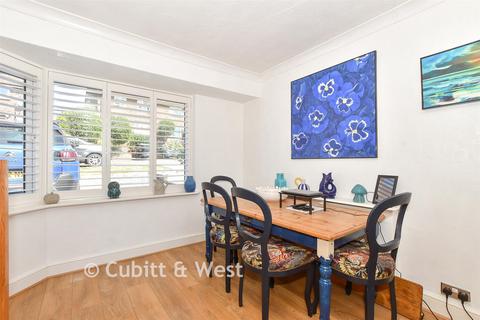 3 bedroom semi-detached bungalow for sale, Dale Crescent, Brighton BN1