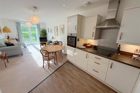 2 bedroom retirement property for sale, Corelli Close, Stratford-Upon-Avon