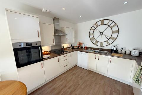 2 bedroom retirement property for sale, Corelli Close, Stratford-Upon-Avon