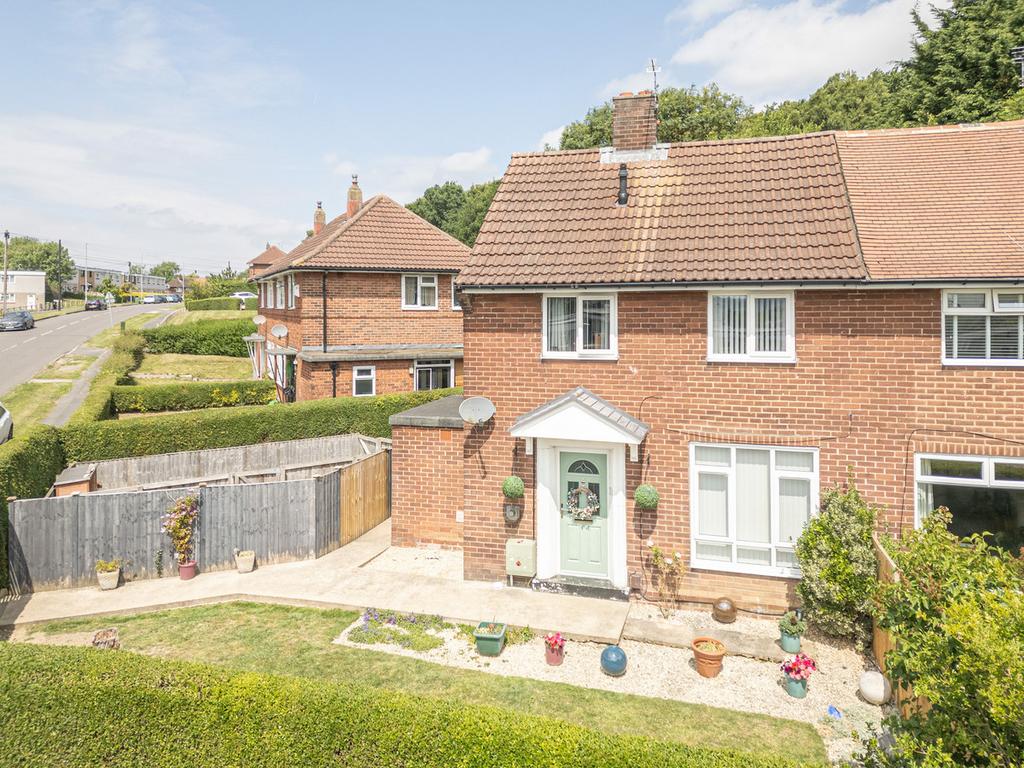 Detached house exterior, garage, garden