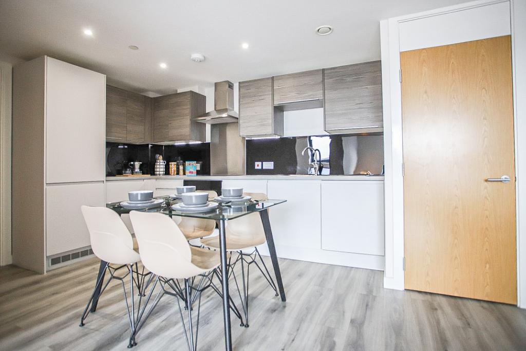 Apartment in Newcastle upon Tyne, Tyne and Wear - View 3