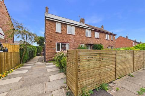 3 bedroom semi-detached house for sale, Quibell Road, Newark