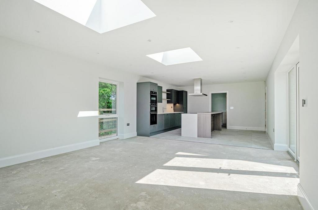 Gallery The-Old-Glove-Factory-Neston Plot4-kitchen