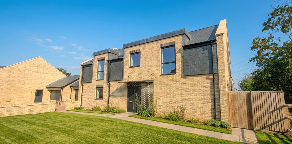 Detached house exterior, garden