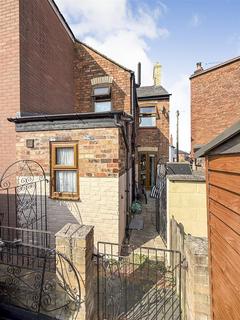 2 bedroom end of terrace house for sale, Lloyd Street, Oswestry