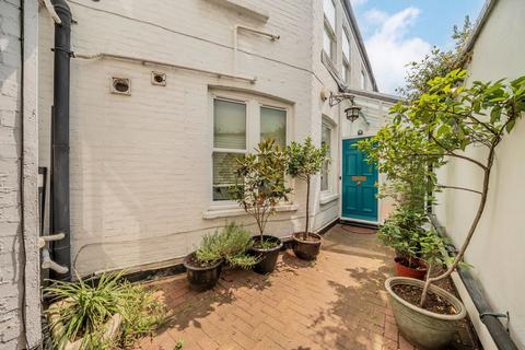 Berrymede Road, London W4